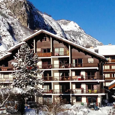 Résidence Le Praz - Pour 4 Personnes 64 * Valloire